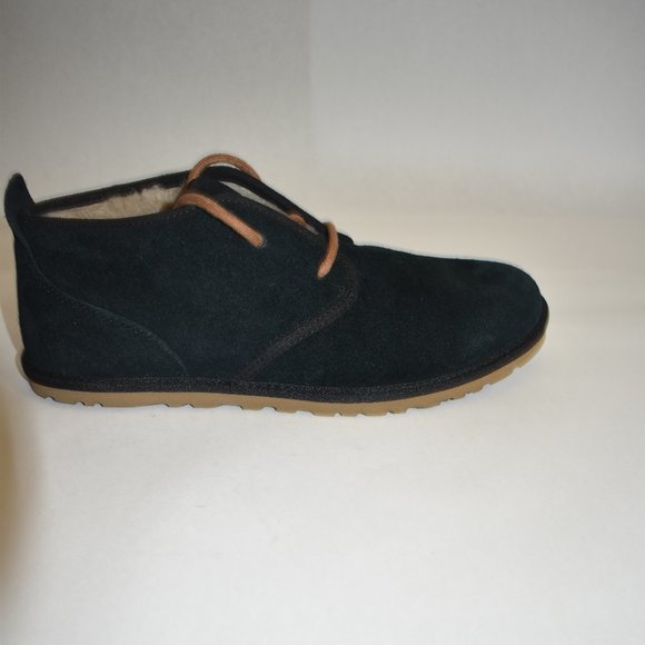 UGG Men\'s Maksim Chukka Boot Black Suede Size 8 1126879 main image 5